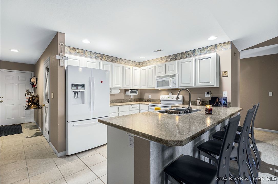 786 Pershing Dr #4A Camdenton, MO 65020 - Thumbnail 3