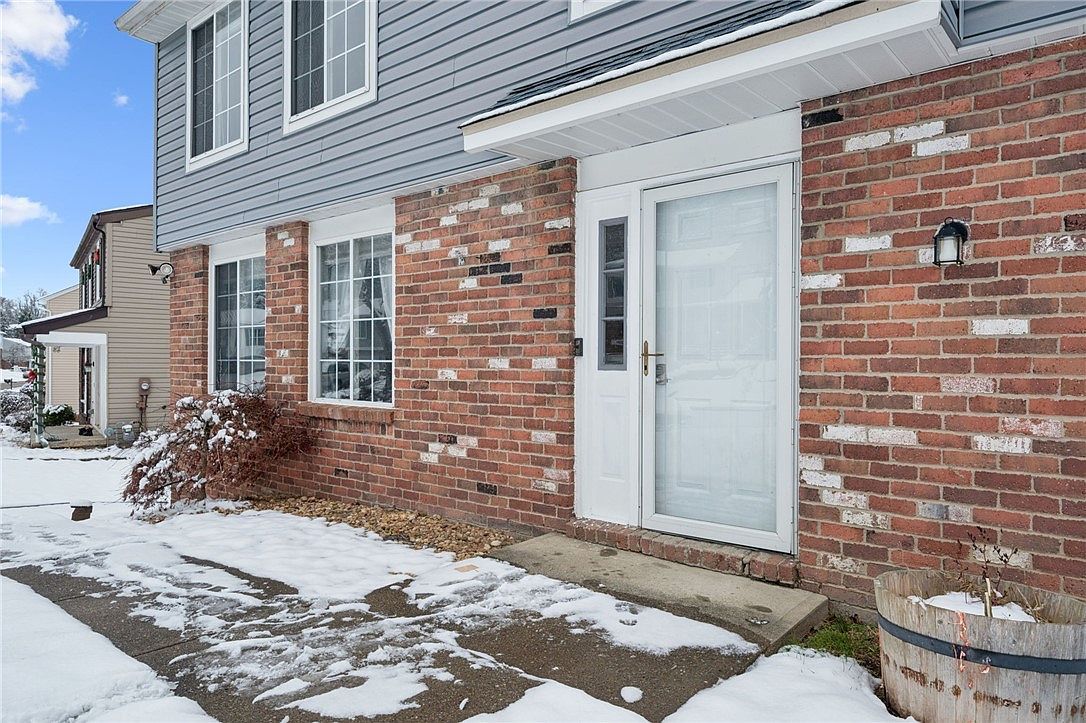 123 Penn Crest Dr White Oak, PA 15131 - Thumbnail 3