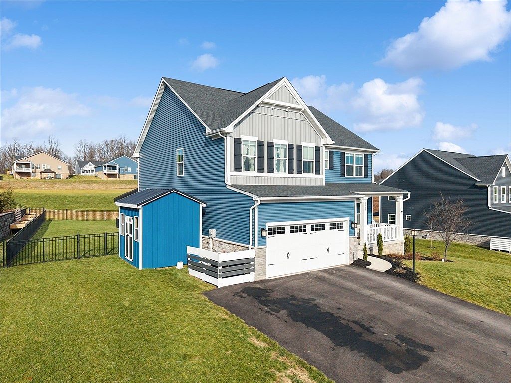 1063 Wedgewood Dr Jeannette, PA 15644 - Thumbnail 3