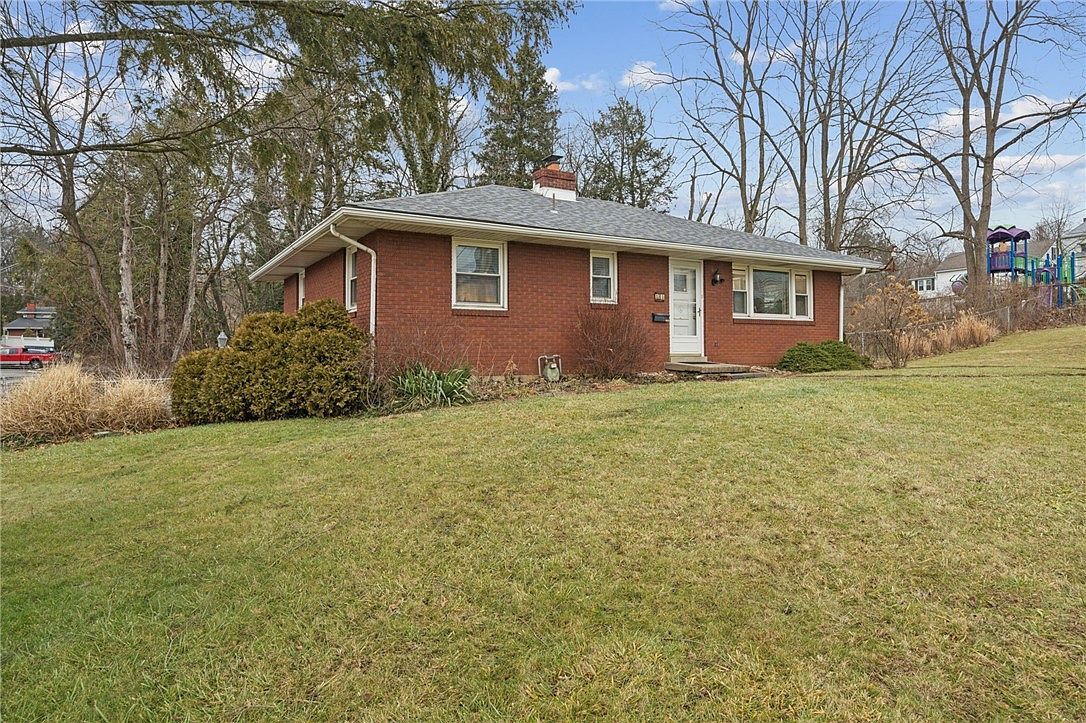 131 Ohara St Greensburg, PA 15601 - Thumbnail 3