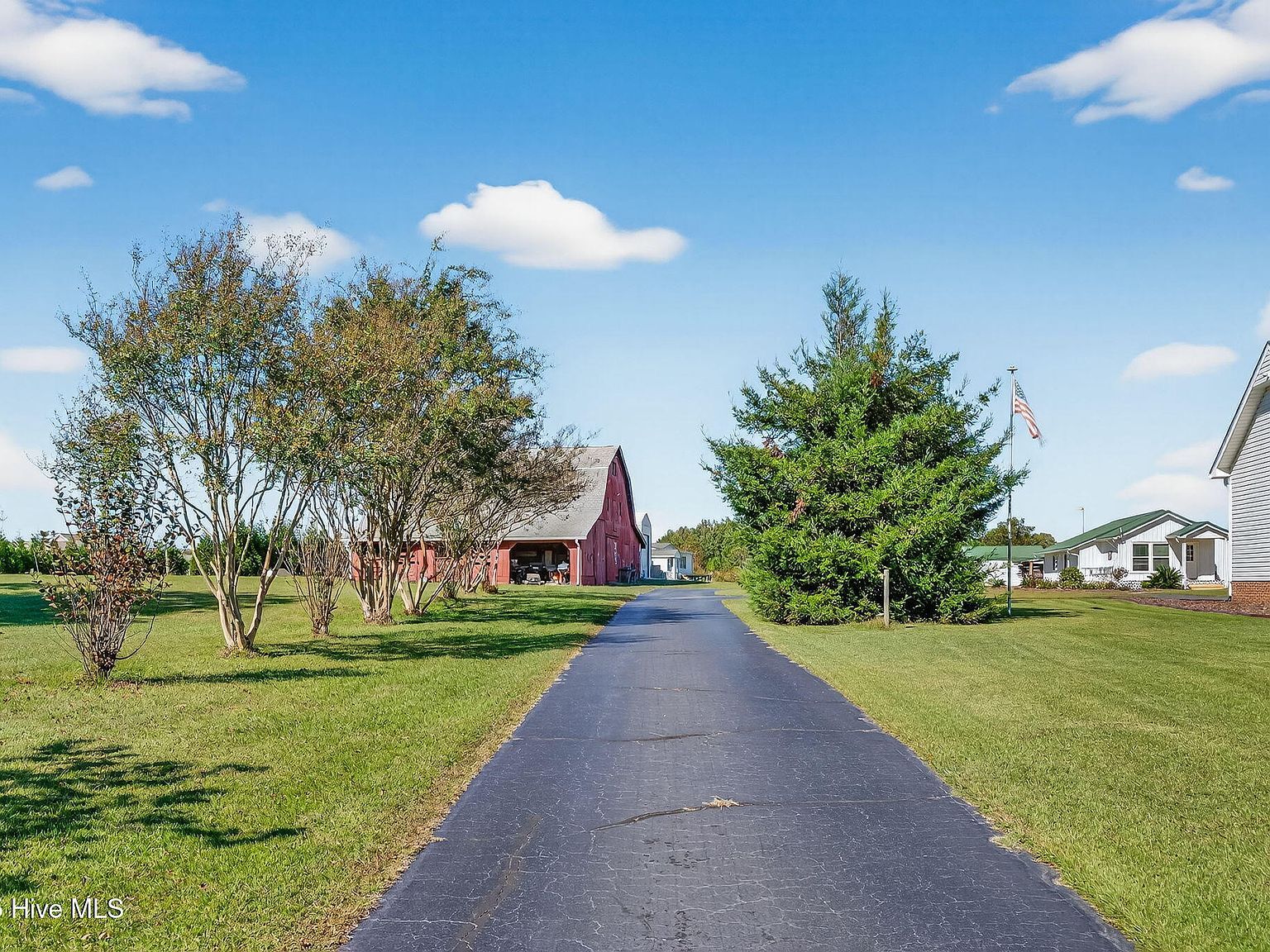 1190 Sanders Rd Benson, NC 27504 - Thumbnail 3