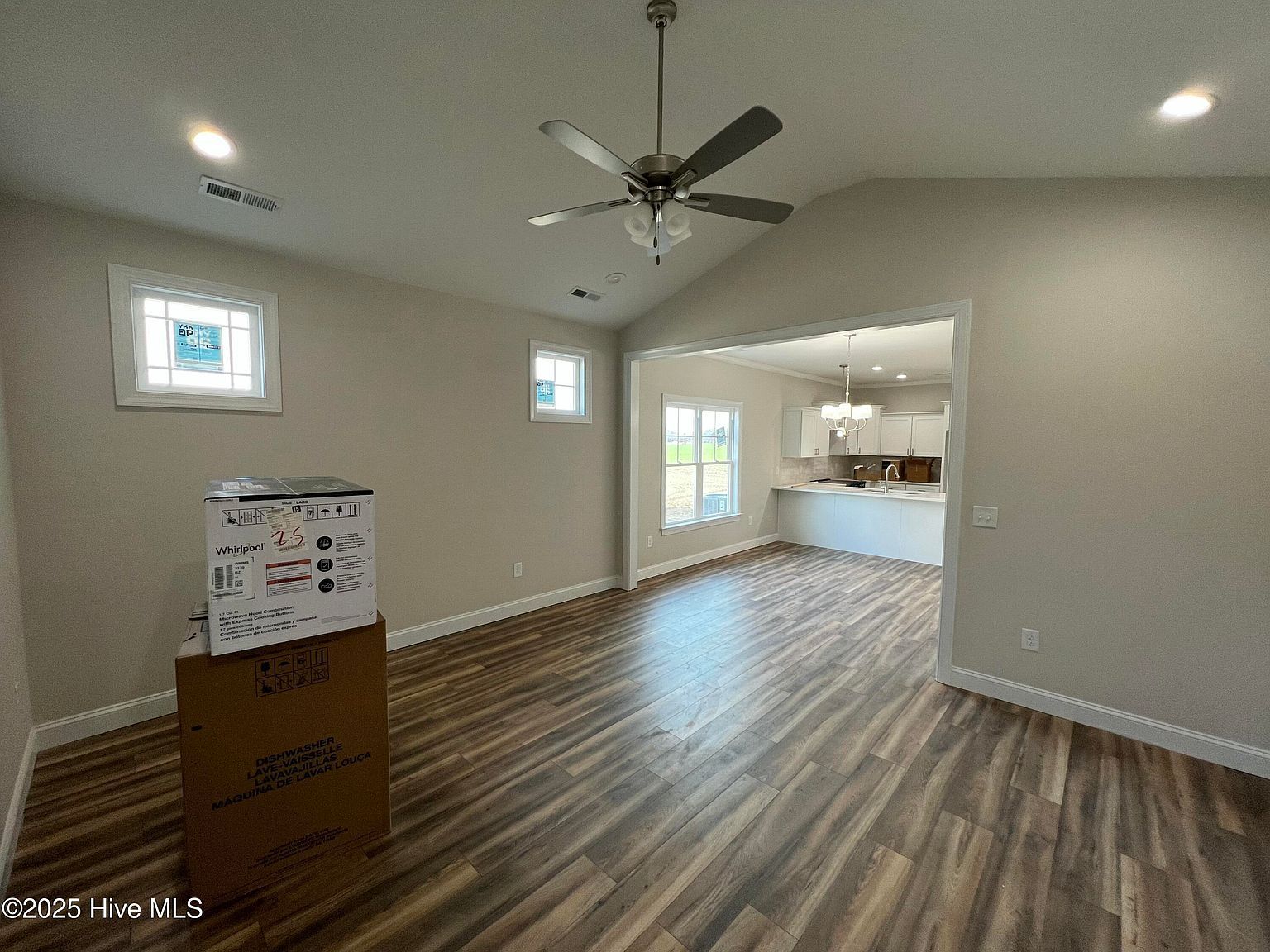 606 S Vance St Fremont, NC 27830 - Thumbnail 3