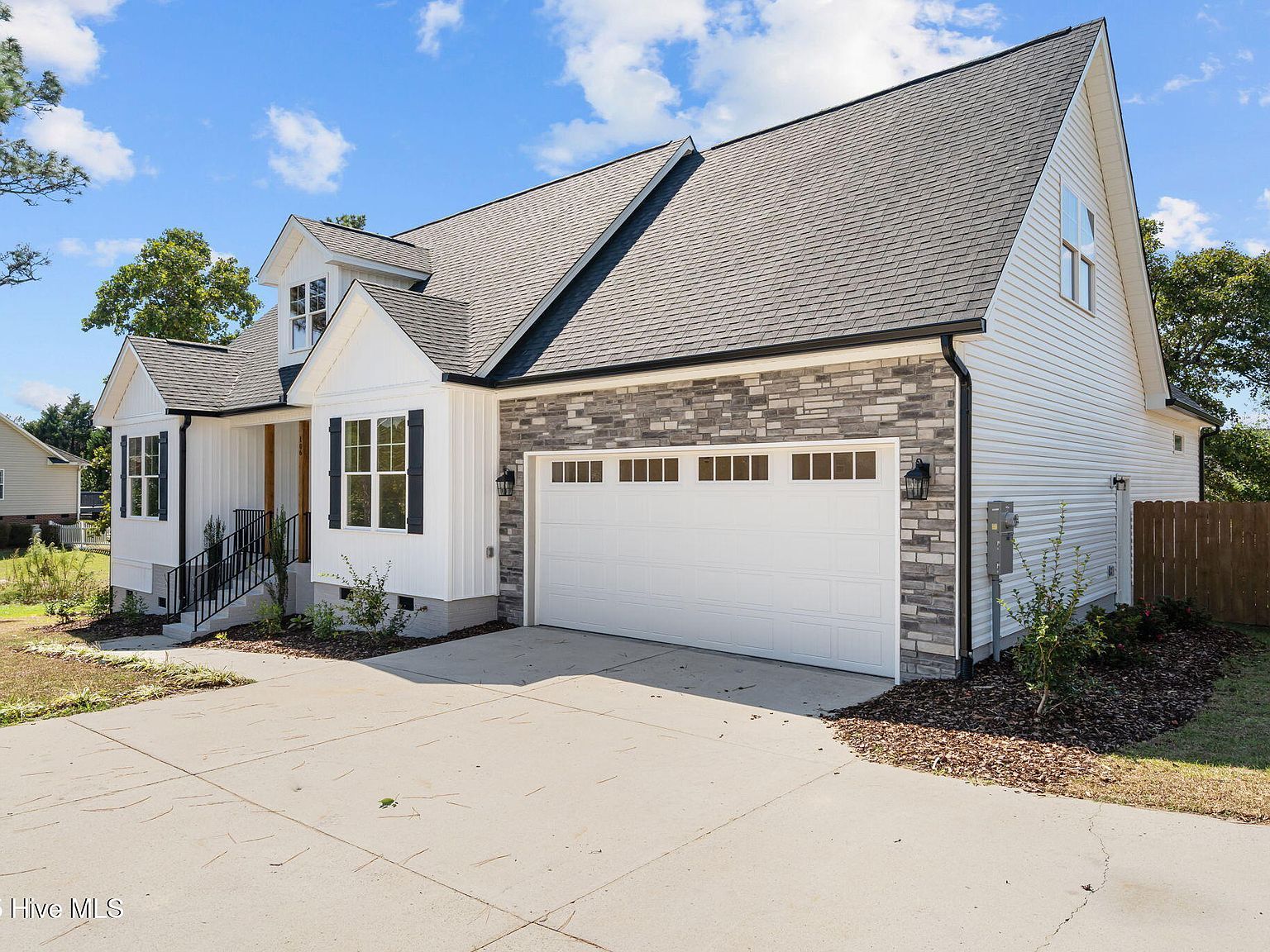 106 Camberly Ln Aberdeen, NC 28315 - Thumbnail 3