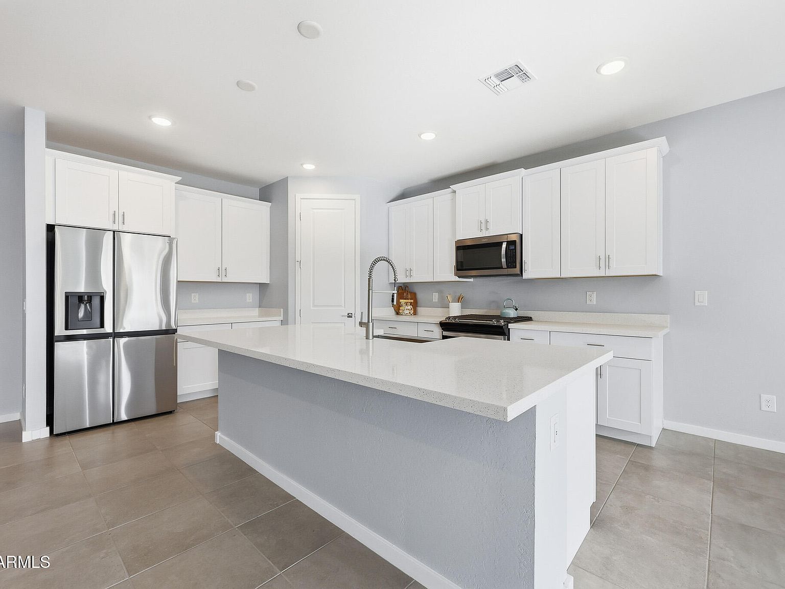 16031 W El Cortez Pl Surprise, AZ 85387 - Thumbnail 3