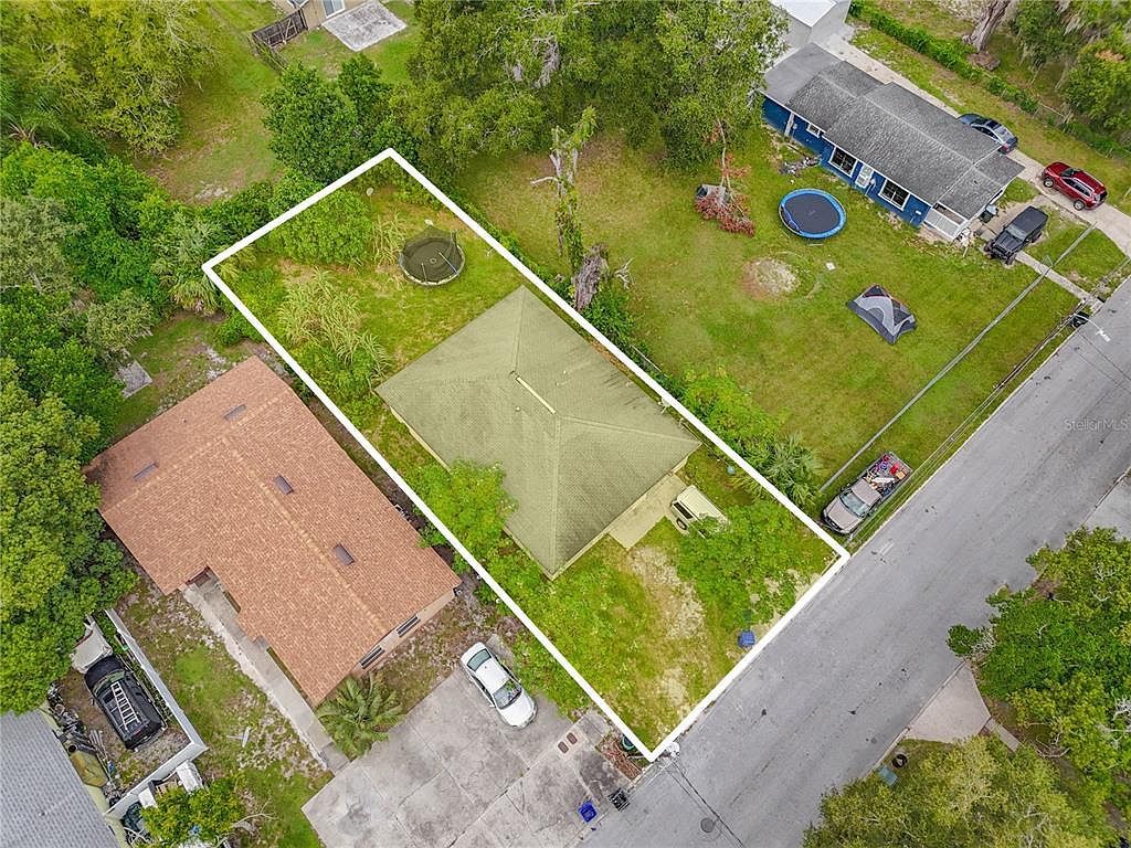 1128 Neville Ave Lakeland, FL 33803 - Thumbnail 3