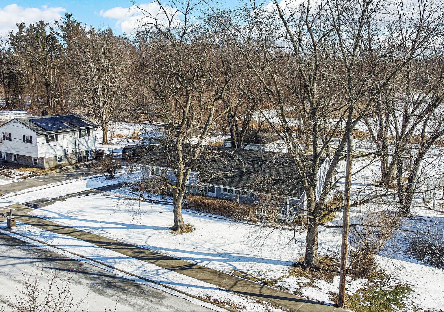 1906 Sherman St Schererville, IN 46375 - Thumbnail 3