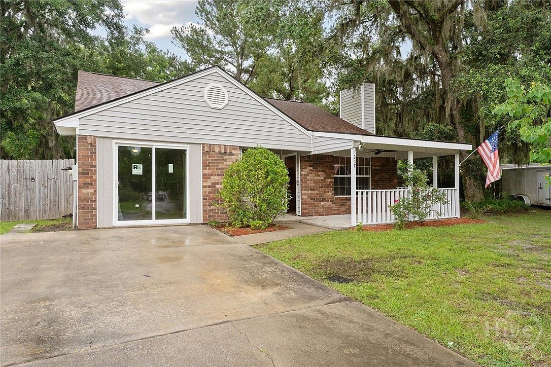 207 Whippoorwill Ln E Richmond Hill, GA 31324 - Thumbnail 3