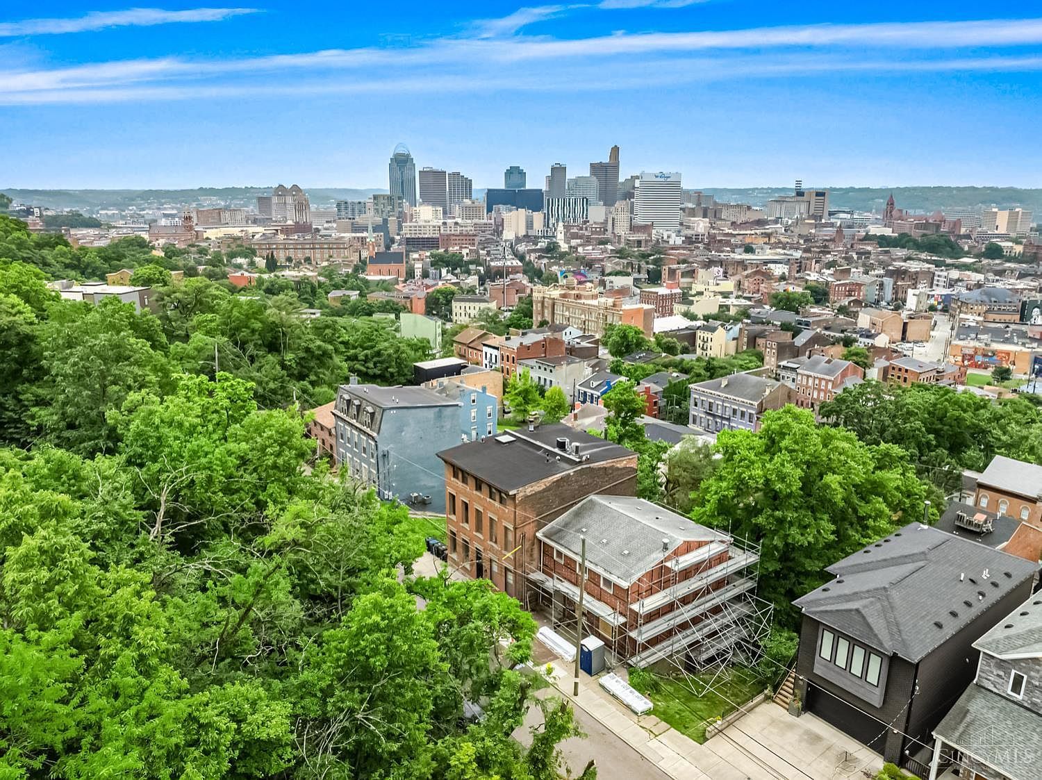 143 Goethe St UNIT 4-D Cincinnati, OH 45202 - Thumbnail 3