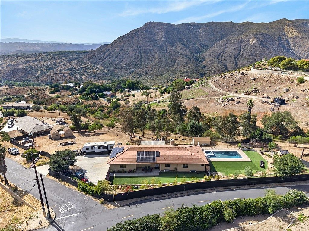 2914 Vista Del Rio Fallbrook, CA 92028 - Thumbnail 3