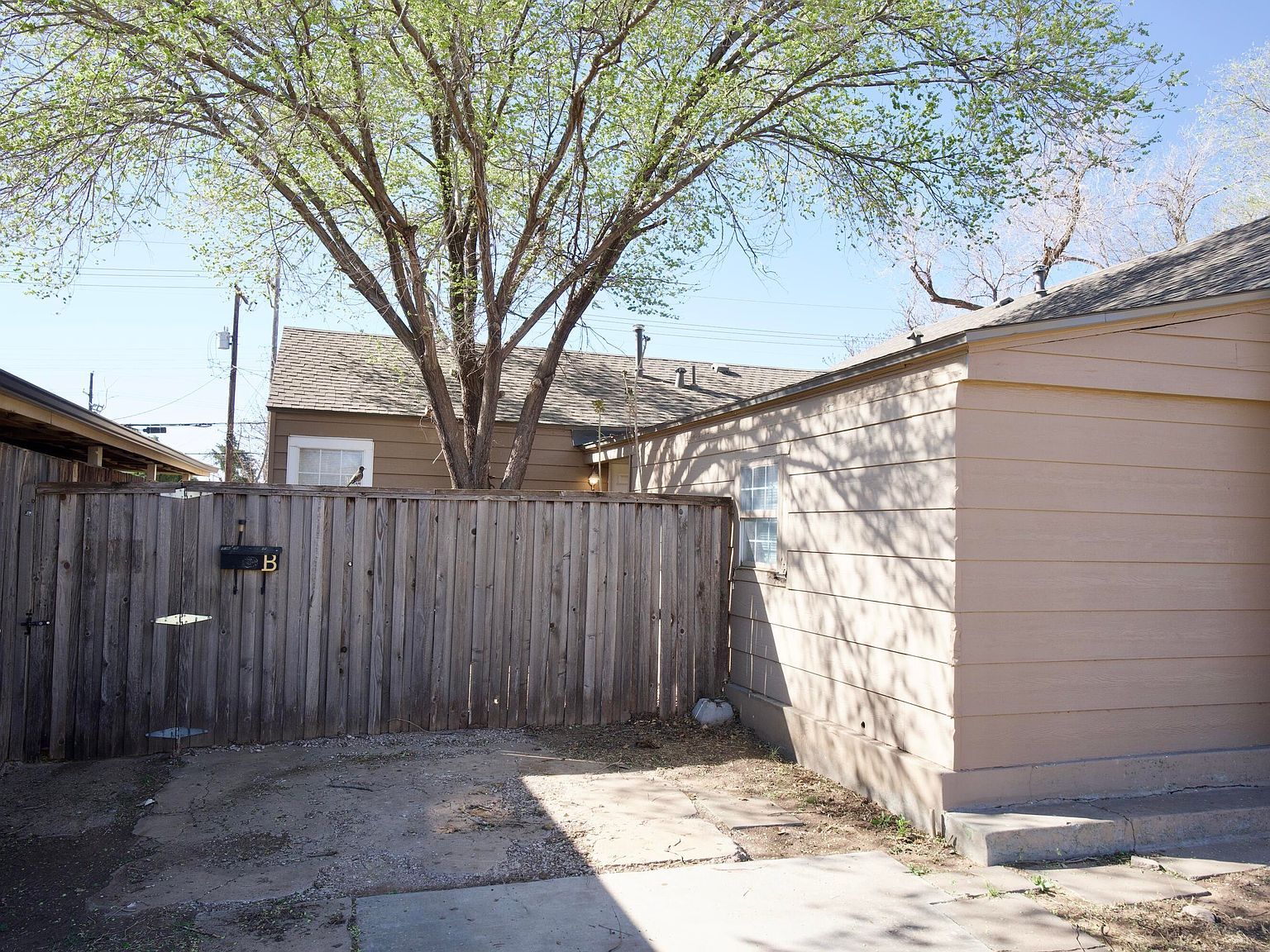 1919 17th St Lubbock, TX 79401 - Thumbnail 3