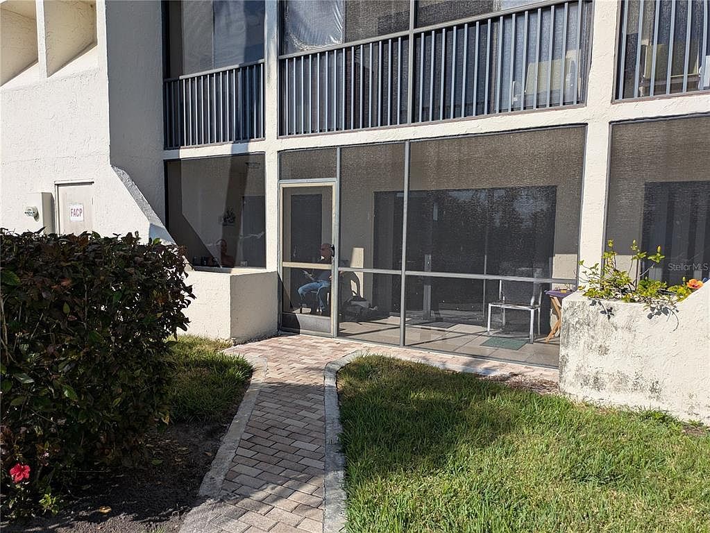 6114 43RD STREET W #106E Bradenton, FL 34210 - Thumbnail 3