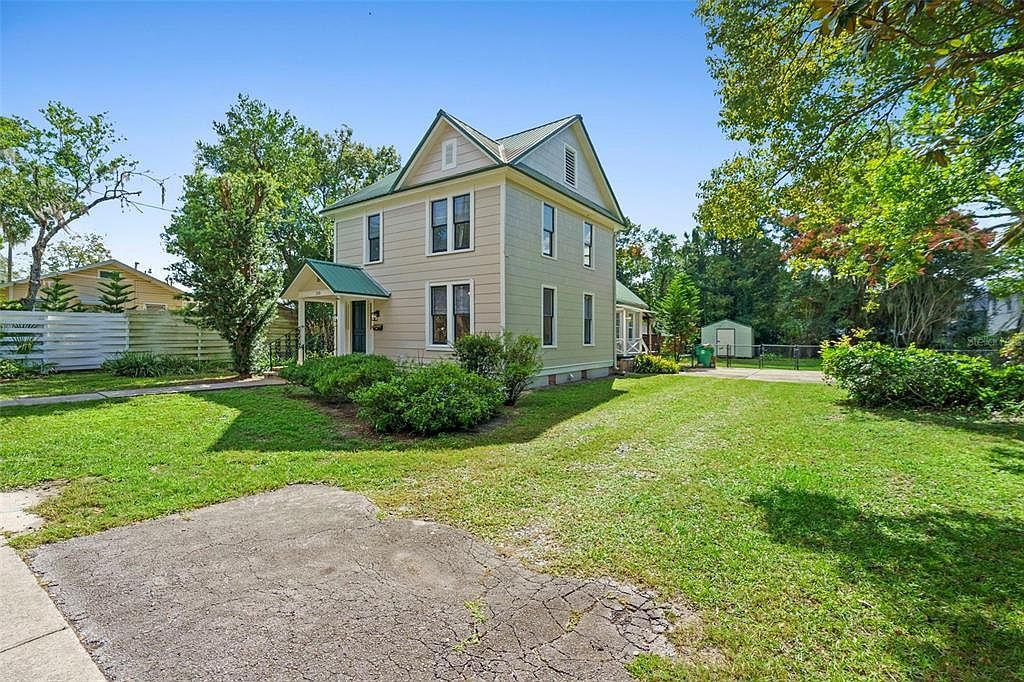 210 W University Ave Deland, FL 32720 - Thumbnail 3