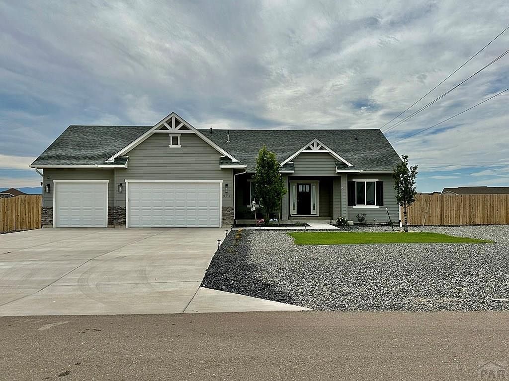 671 N Snyder Dr Pueblo West, CO 81007 - Thumbnail 3