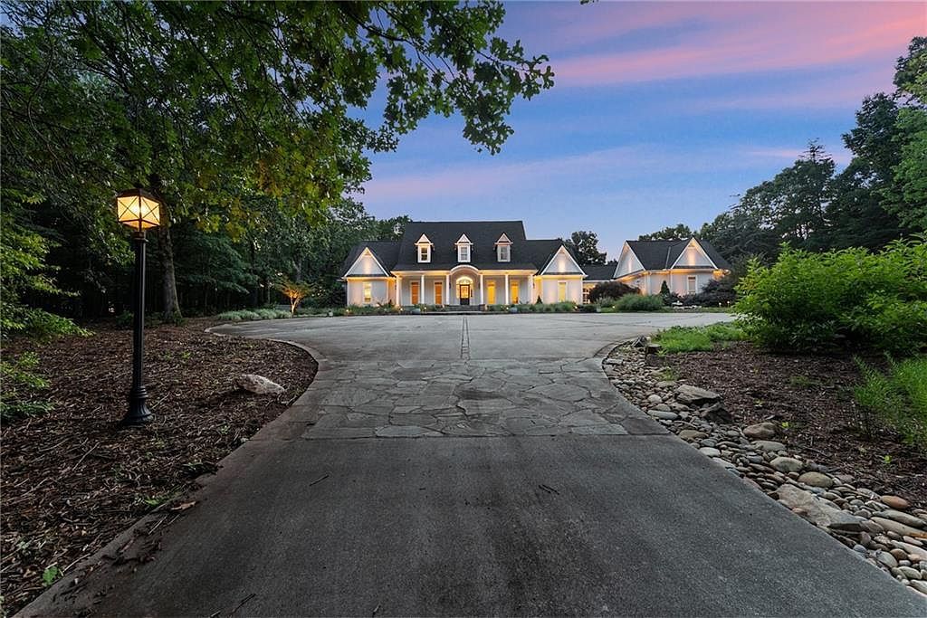 77 Old River Rd Dahlonega, GA 30533 - Thumbnail 3