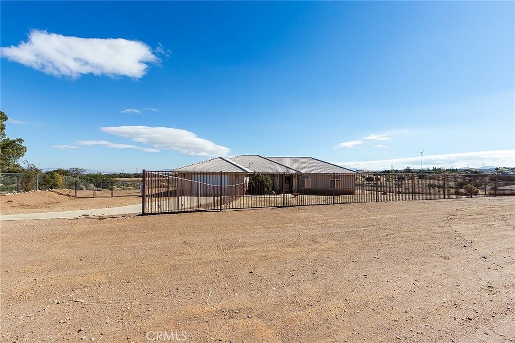 8605 Cantel Ct Oak Hills, CA 92344 - Thumbnail 3