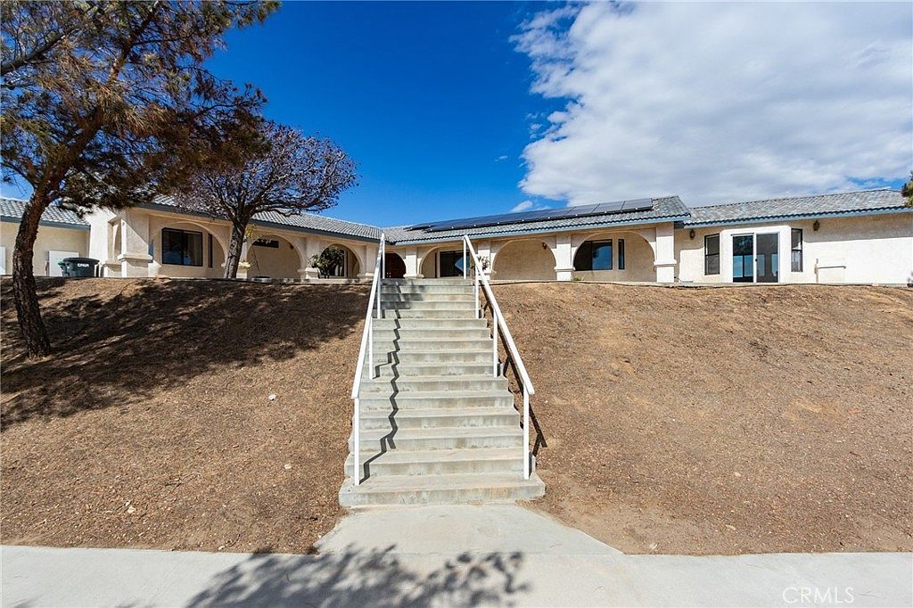 8384 Highland Ct Hesperia, CA 92344 - Thumbnail 3