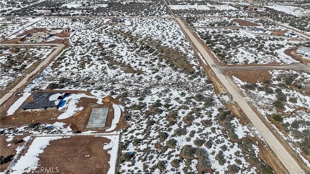 9077 Mesquite St #6 Phelan, CA 92371 - Thumbnail 3