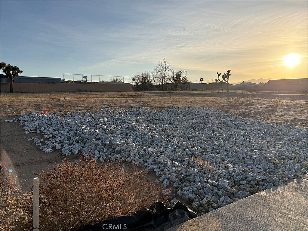 3 Valencia St Lot 3 Hesperia, CA 92345 - Thumbnail 3