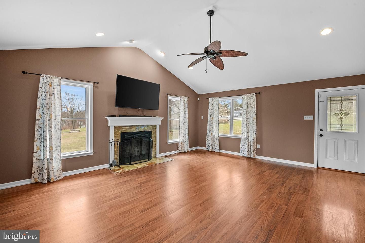 9 Alsace Ave Temple, PA 19560 - Thumbnail 3