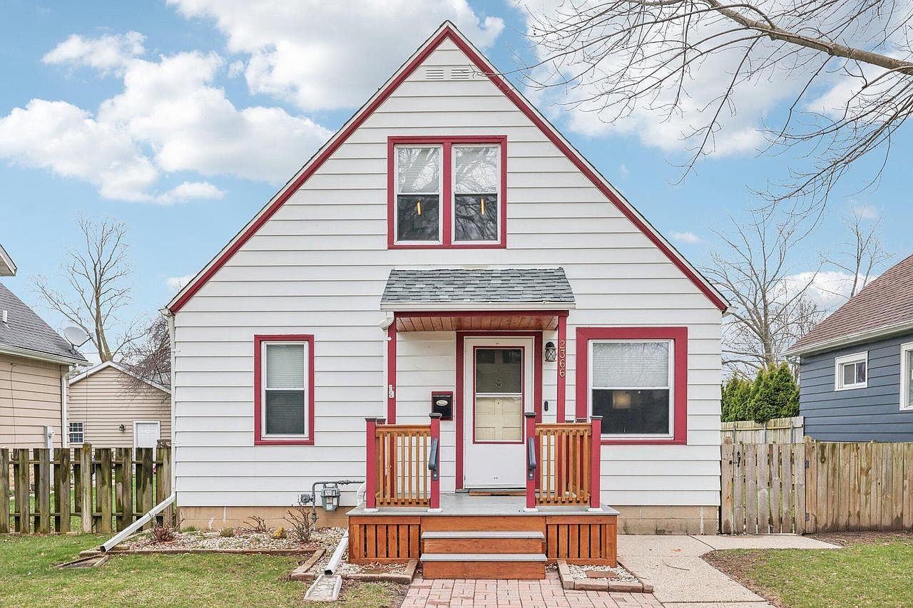 2366 S 66th St West Allis, WI 53219 - Thumbnail 3