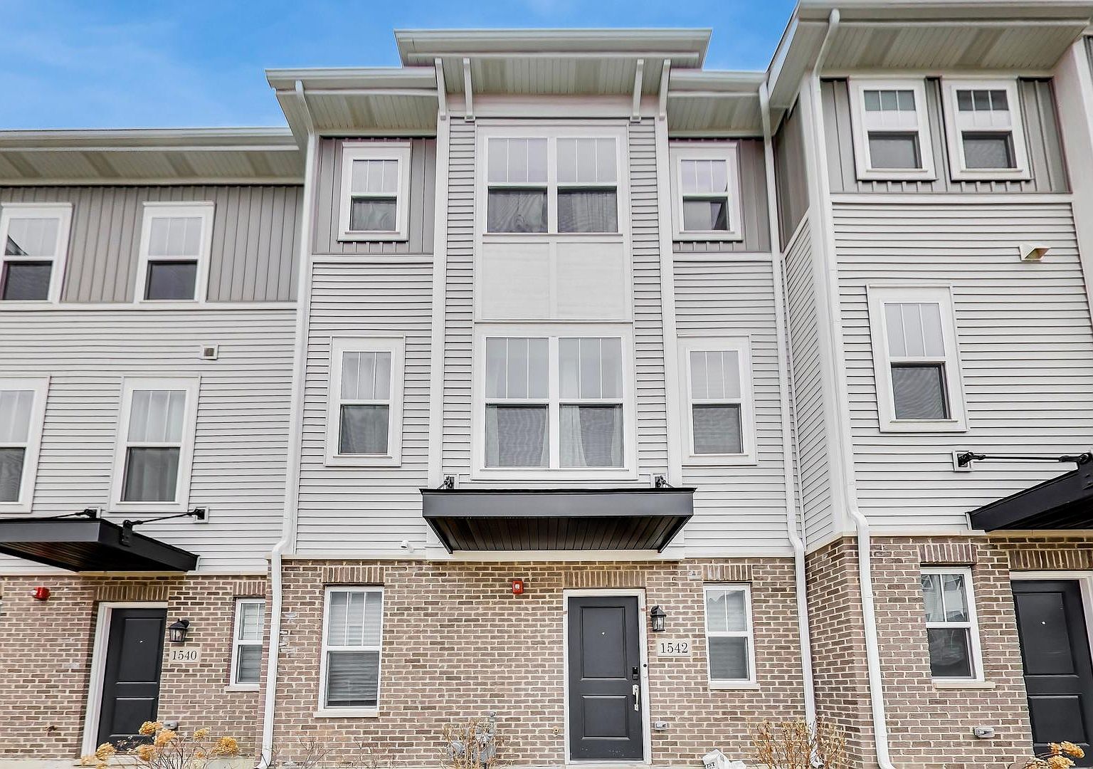 1541 Cooper St Des Plaines, IL 60018 - Thumbnail 3