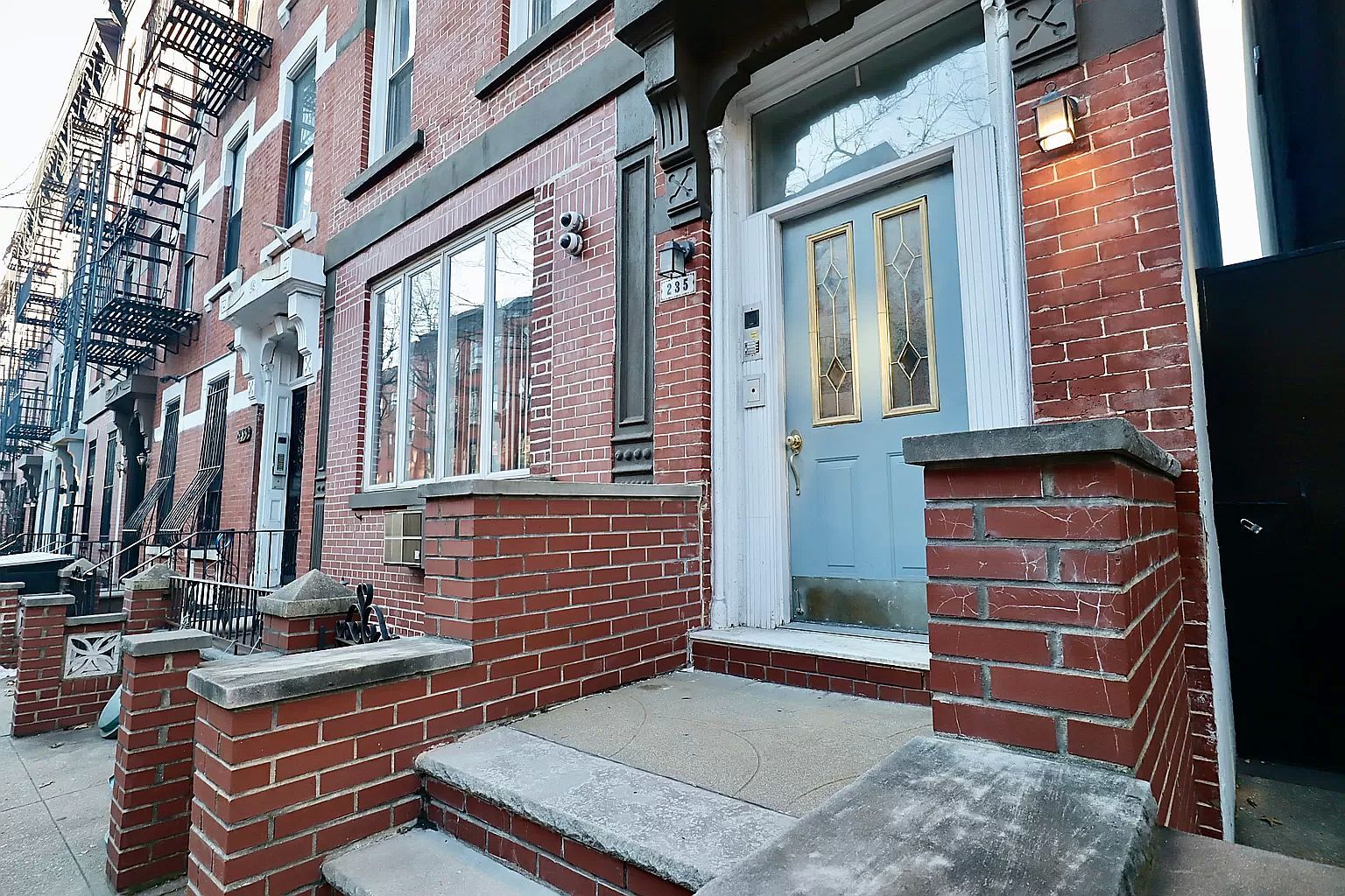 235 Sackett St Brooklyn, NY 11231 - Thumbnail 3