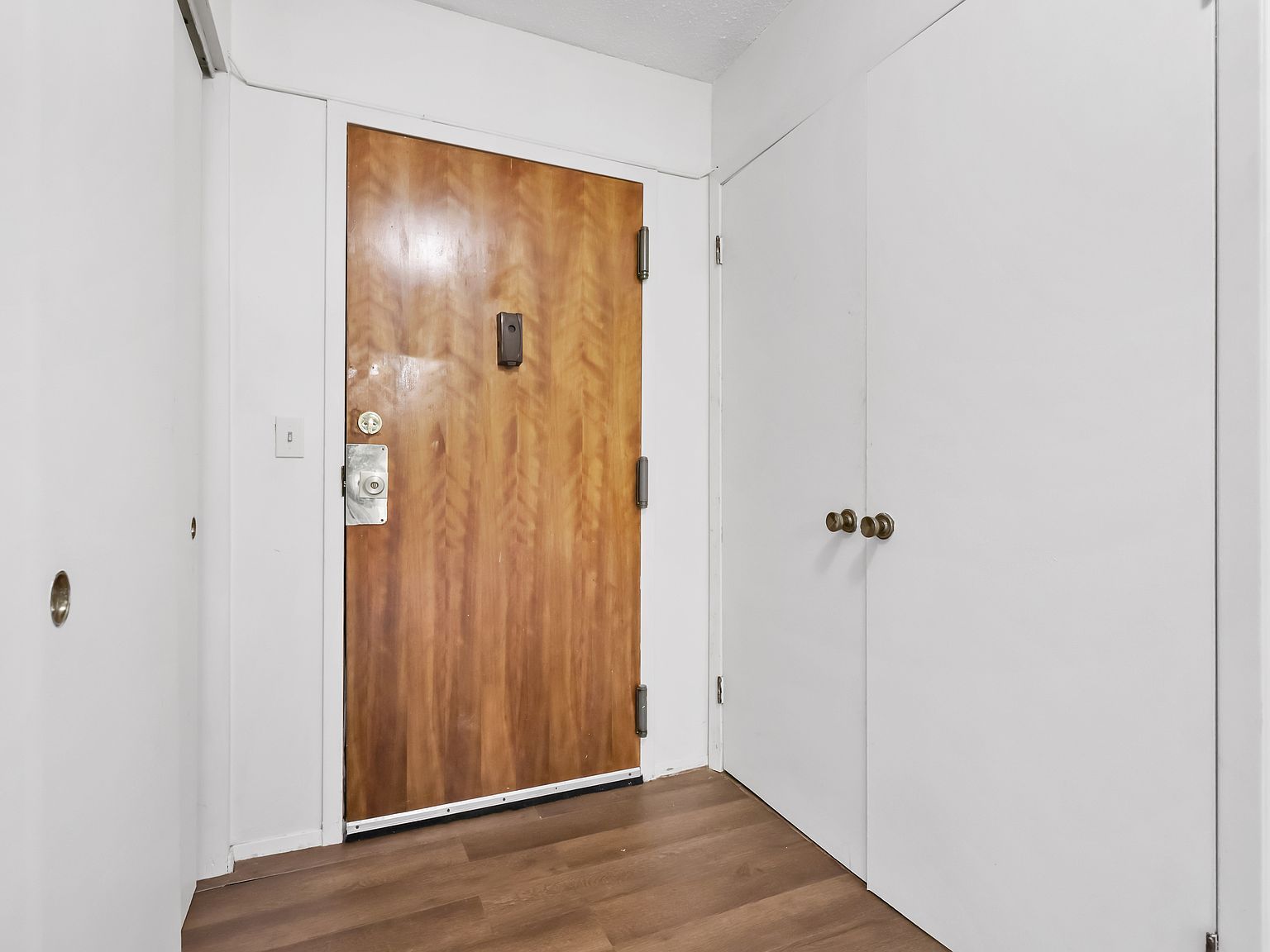 187 Flax Hill Rd APT D5 Norwalk, CT 06854 - Thumbnail 3