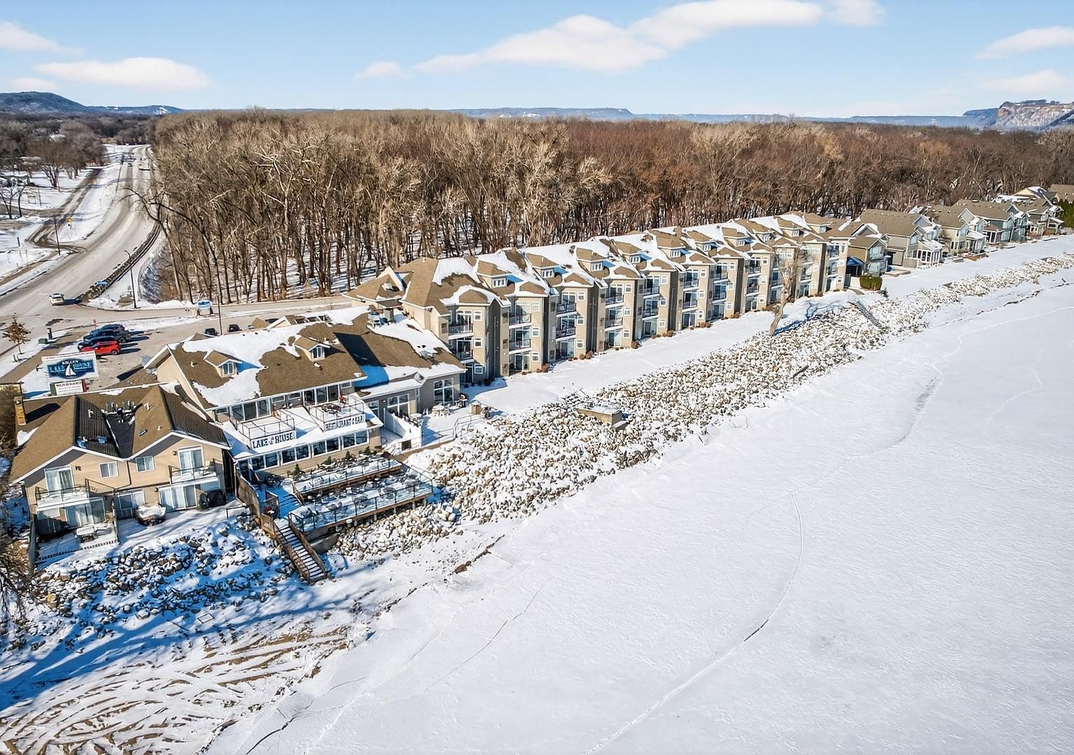 1702 N Lakeshore Dr #3 Lake City, MN 55041 - Thumbnail 3