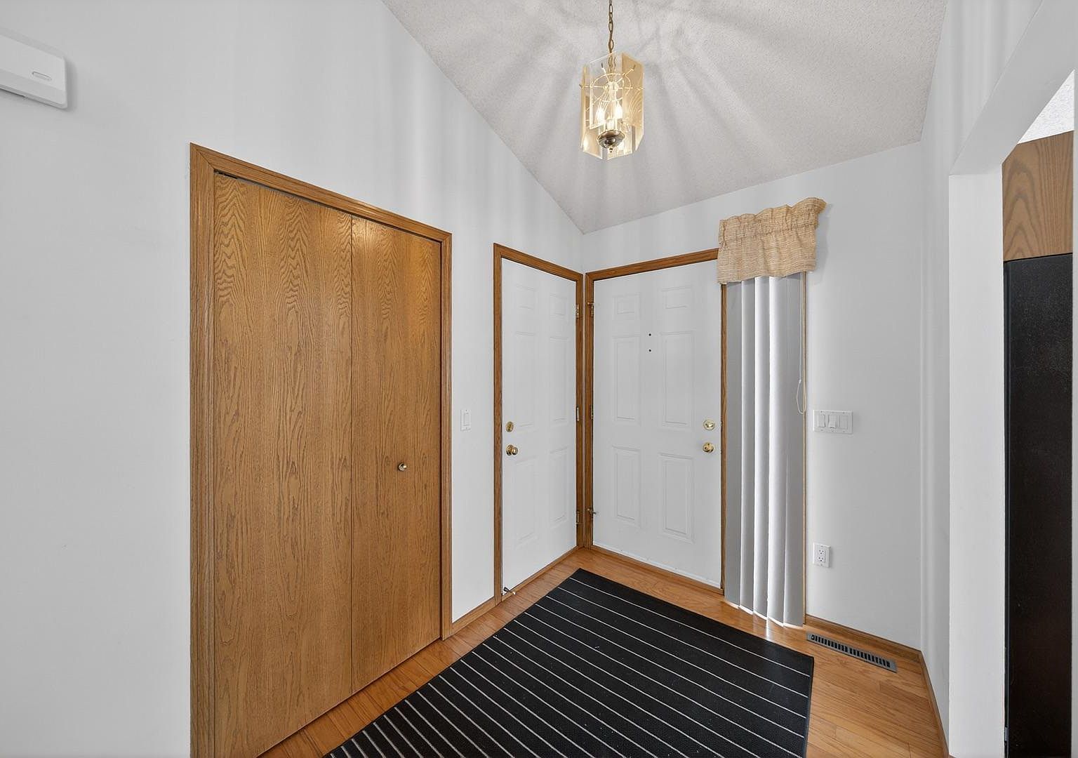 2105 Lincoln St S Northfield, MN 55057 - Thumbnail 3