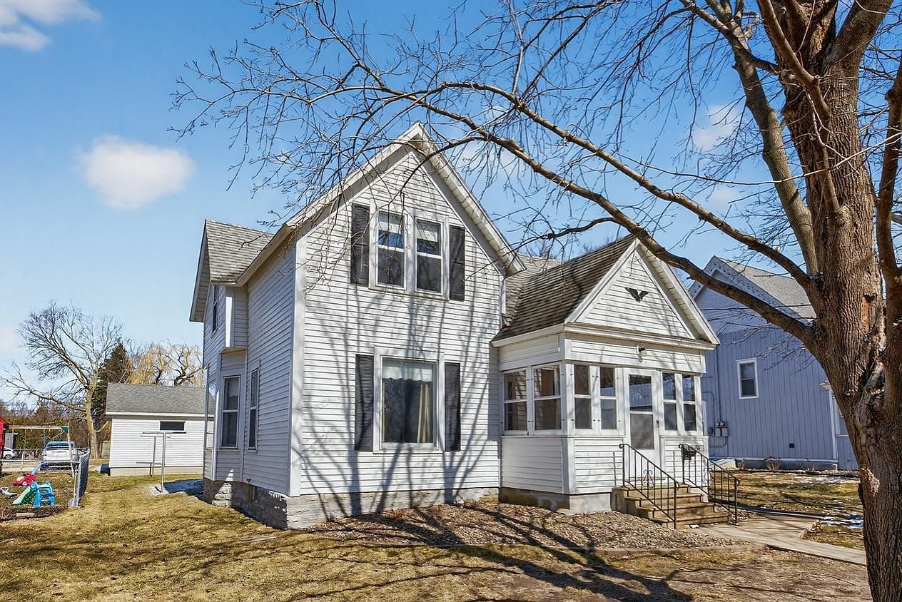 815 E Center St Rochester, MN 55904 - Thumbnail 3