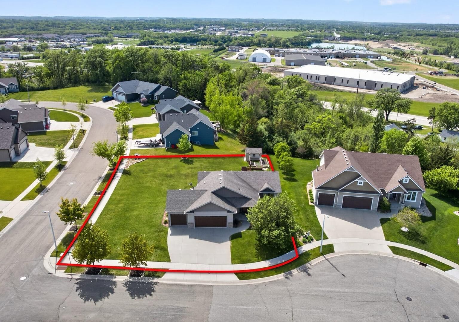 4201 Dodge Ln NE Rochester, MN 55906 - Thumbnail 3