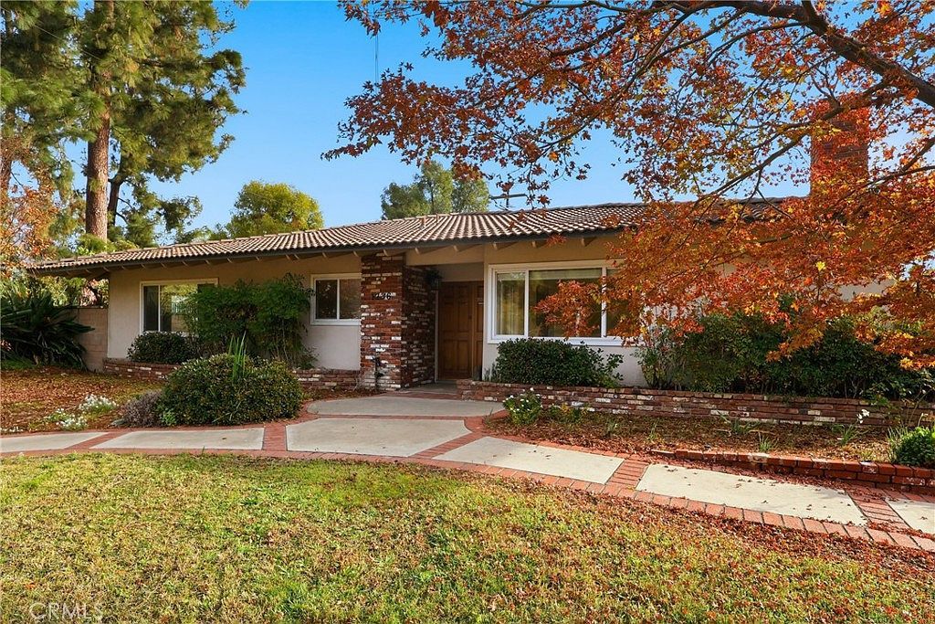 1736 Sumner Ave Claremont, CA 91711 - Thumbnail 3