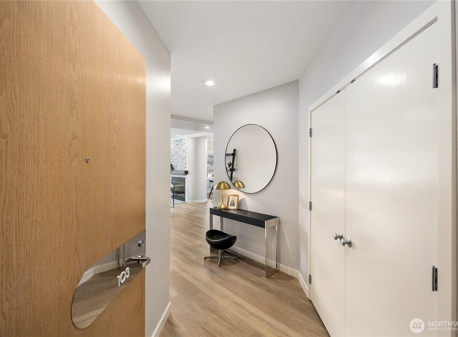 1768 Aurora Ave N APT 103 Seattle, WA 98109 - Thumbnail 3