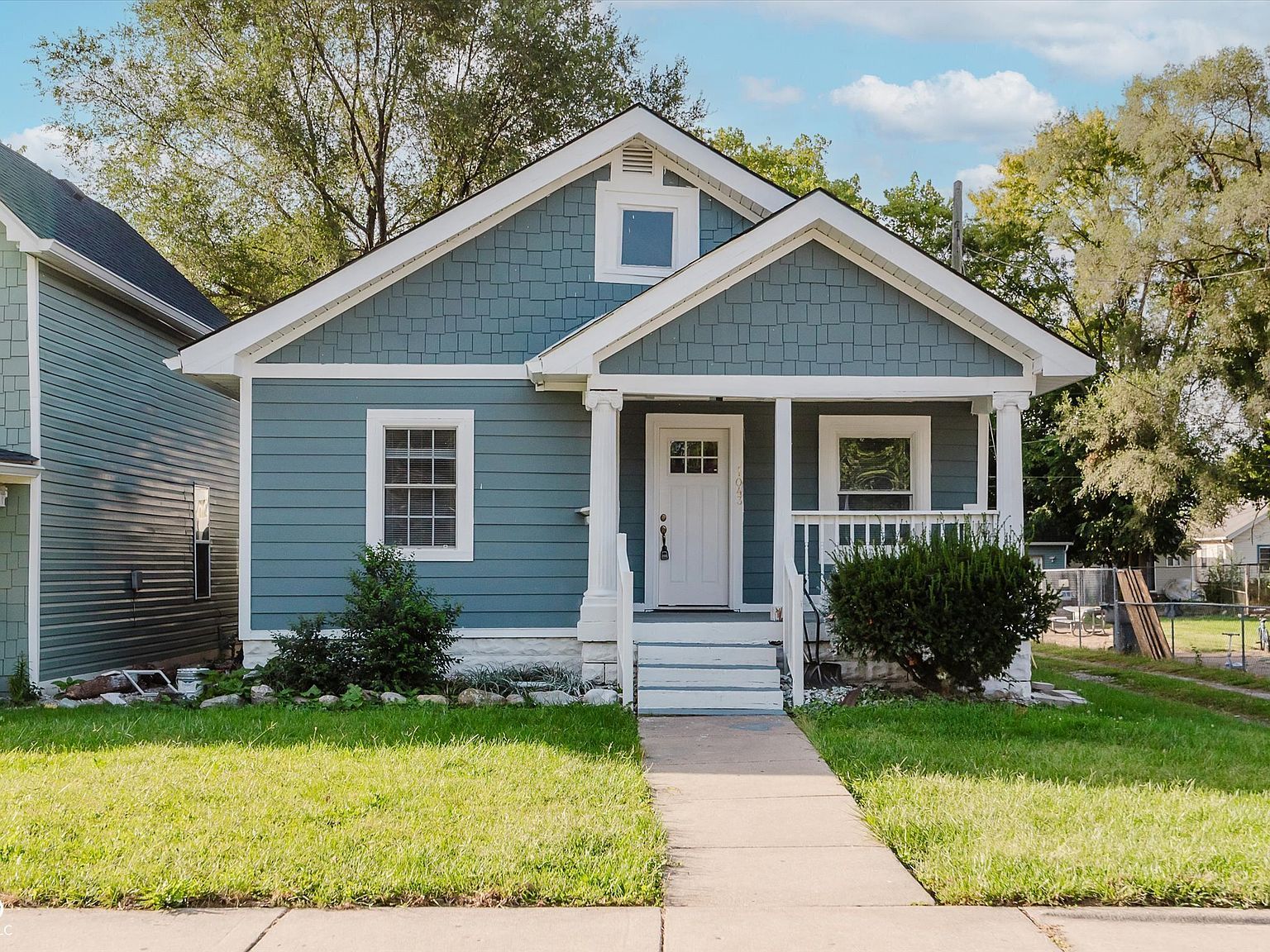 1043 W 37th St Indianapolis, IN 46208 - Thumbnail 3