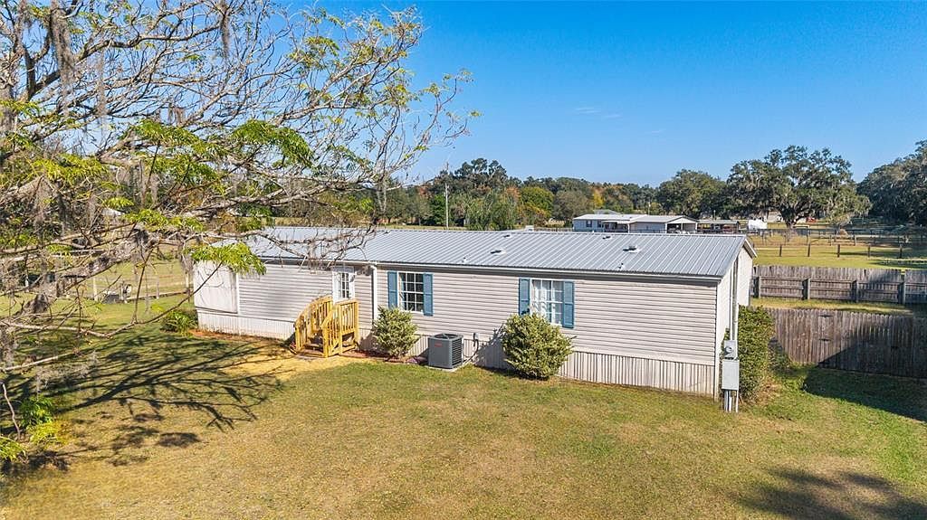 1551 SE 160th St Summerfield, FL 34491 - Thumbnail 3