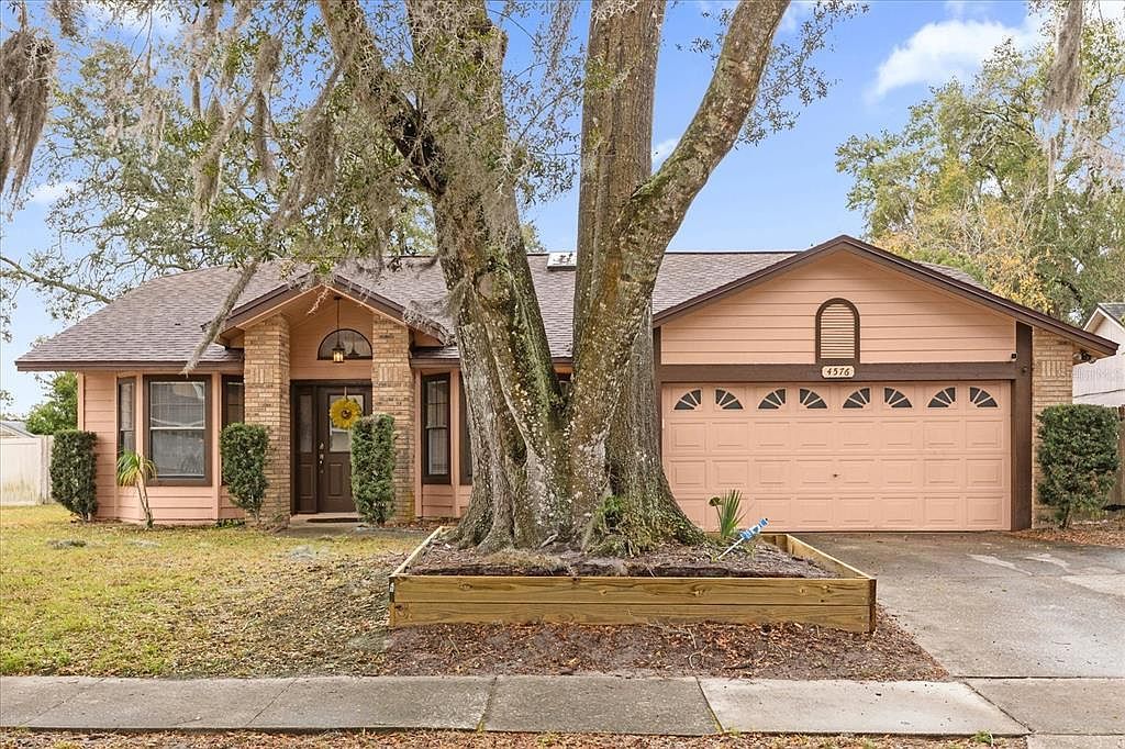 4576 Eden Woods Cir Orlando, FL 32810 - Thumbnail 3