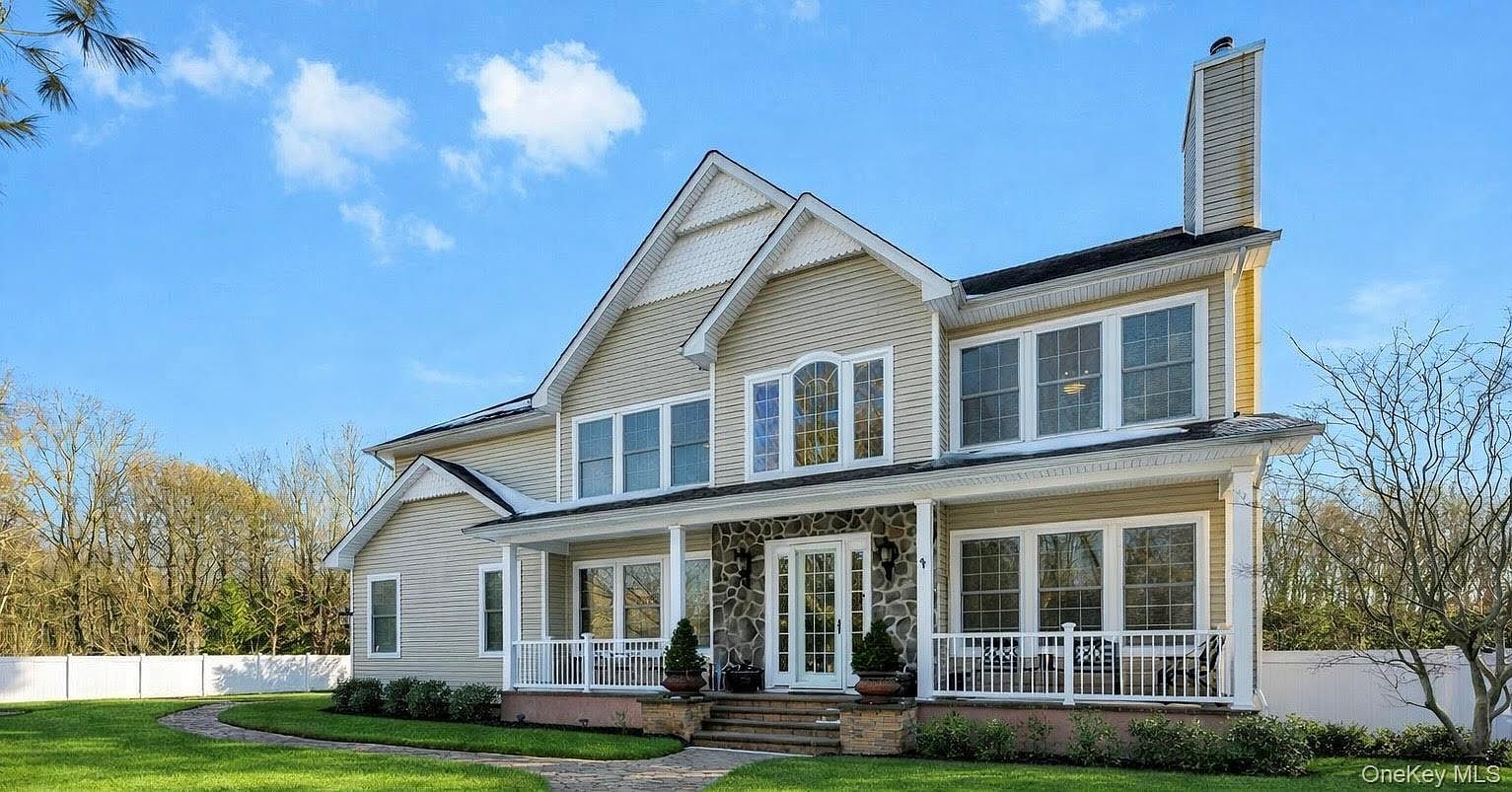 42 Brayton Ct N South Setauket, NY 11720 - Thumbnail 3