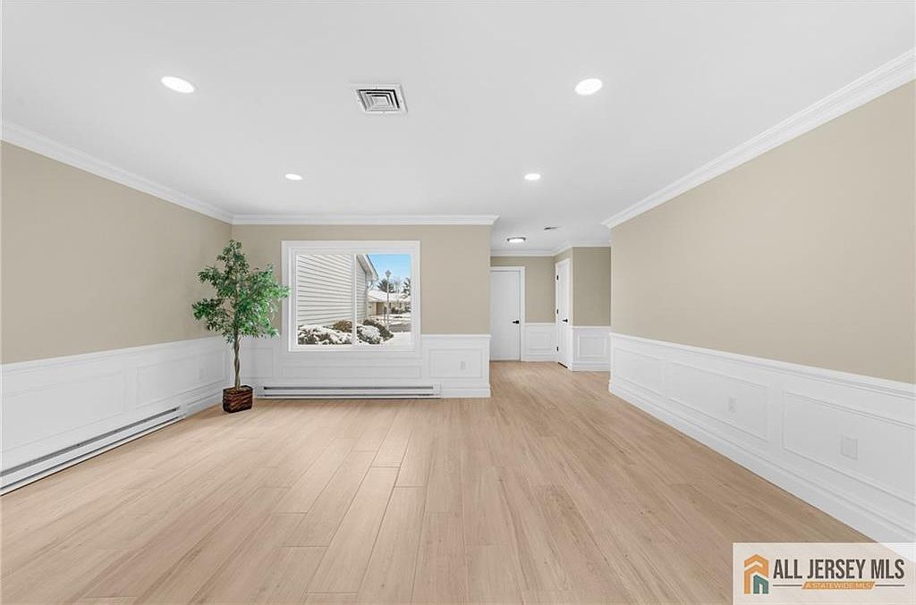 747 Marlton Rd Monroe Township, NJ 08831 - Thumbnail 3