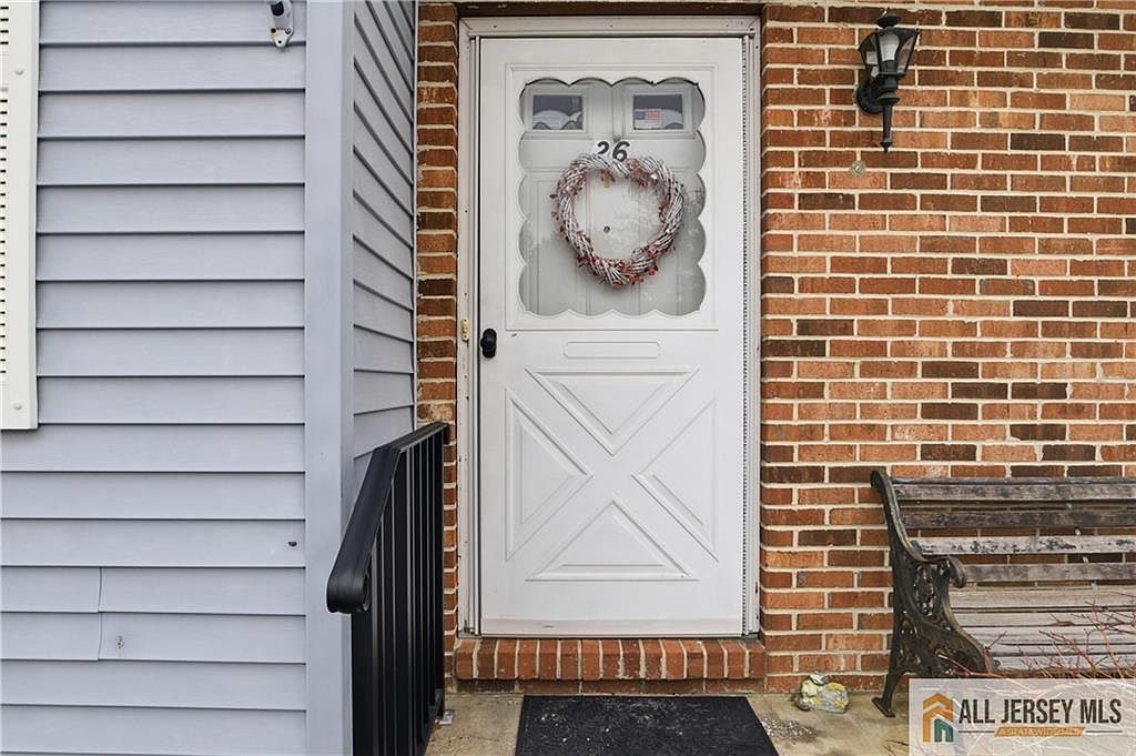 26 Peachtree Ln Jamesburg, NJ 08831 - Thumbnail 3