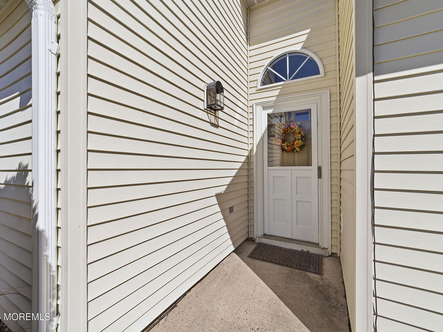 1213 Lindera Plz #213B Monroe Township, NJ 08831 - Thumbnail 3