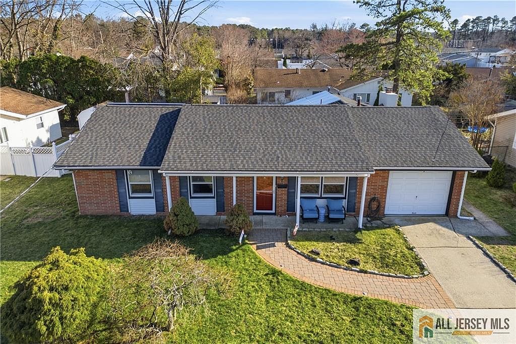 6 Hunterdon Ave Monroe Township, NJ 08831 - Thumbnail 3