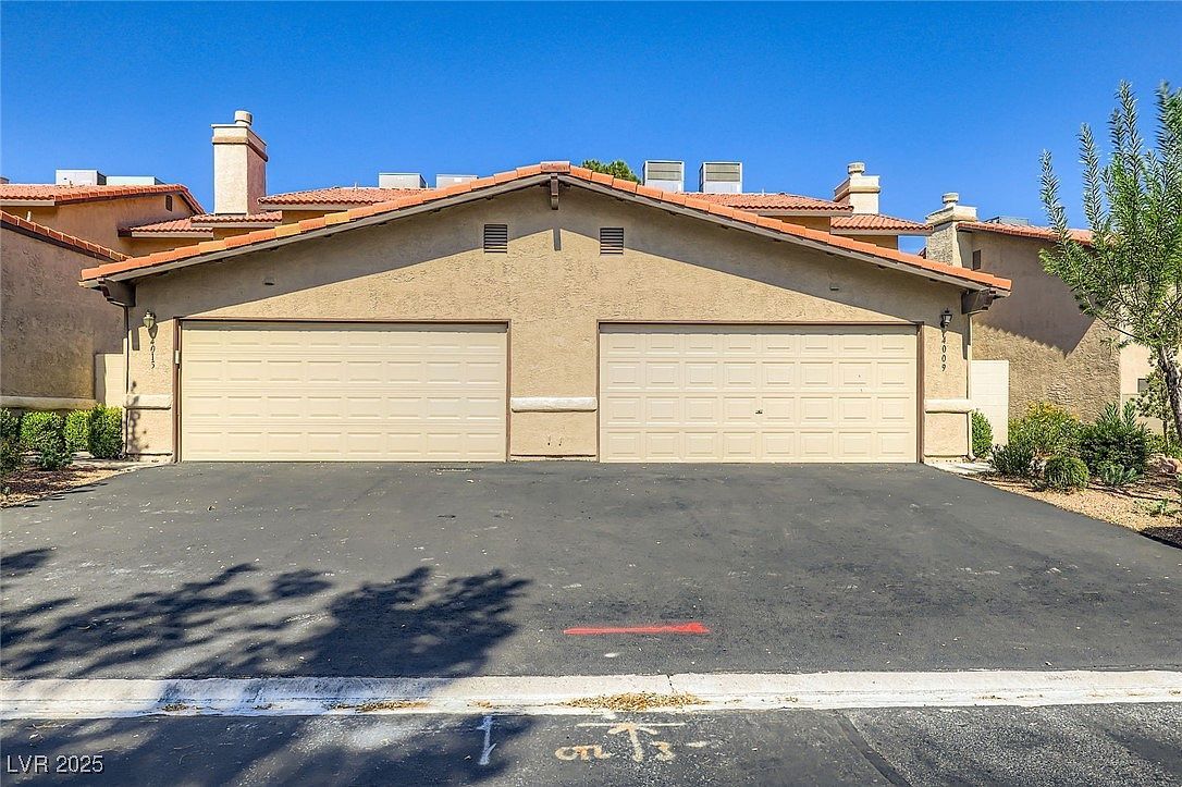 4015 Delos Dr Las Vegas, NV 89103 - Thumbnail 3