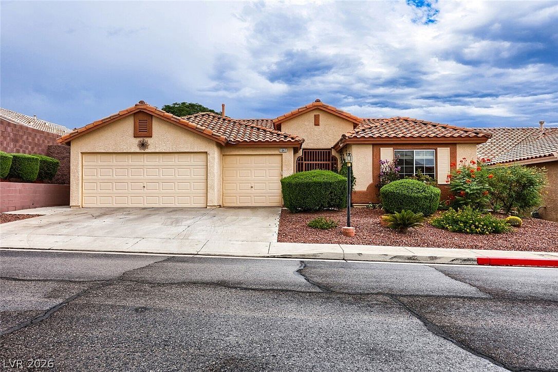 1647 Silver Slipper Ave Henderson, NV 89002 - Thumbnail 3