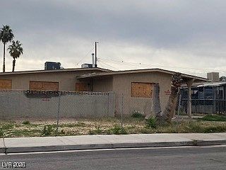 2132 Houston Dr Las Vegas, NV 89104 - Thumbnail 3