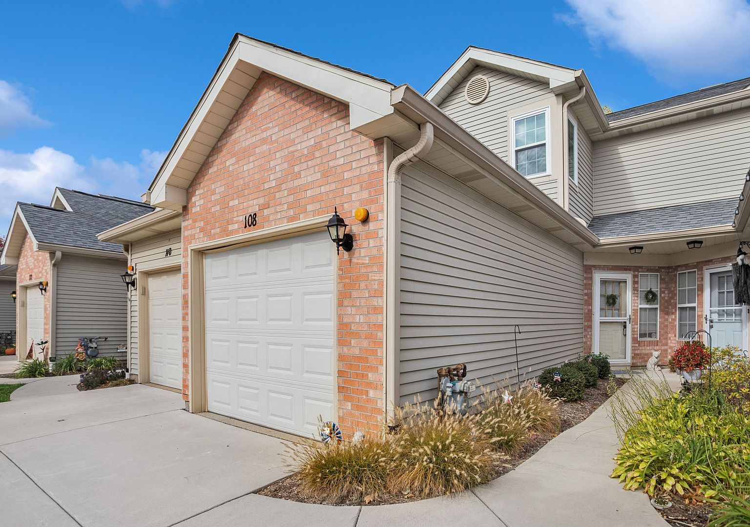 108 Golfview Dr Glendale Heights, IL 60139 - Thumbnail 3