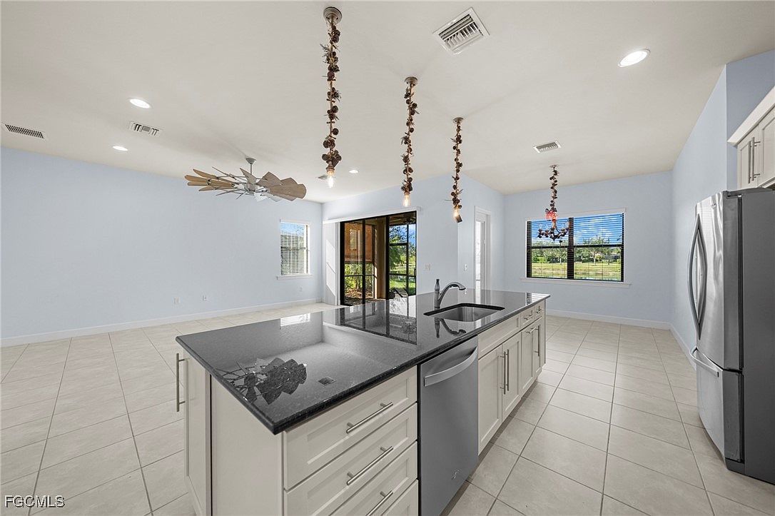 11720 Avingston Ter Fort Myers, FL 33913 - Thumbnail 3