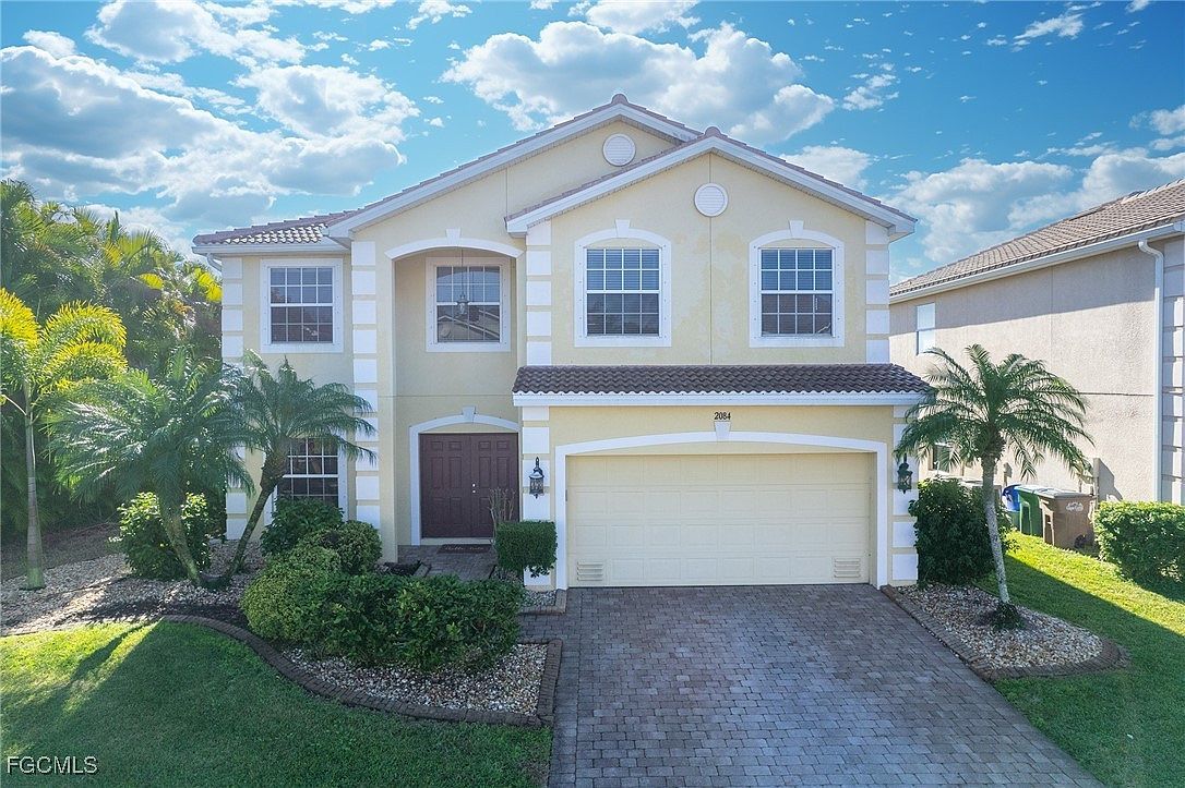 2084 Cape Heather Cir Cape Coral, FL 33991 - Thumbnail 3