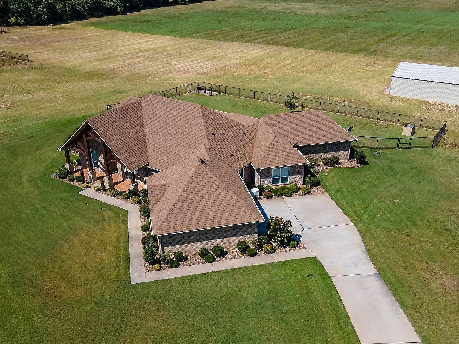 15671 Stallion Lake Blvd Lindale, TX 75771 - Thumbnail 3