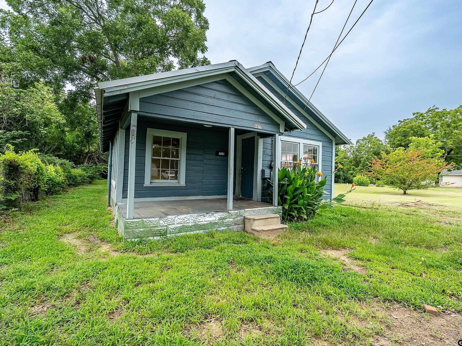 306 Dorothy St Jacksonville, TX 75766 - Thumbnail 3