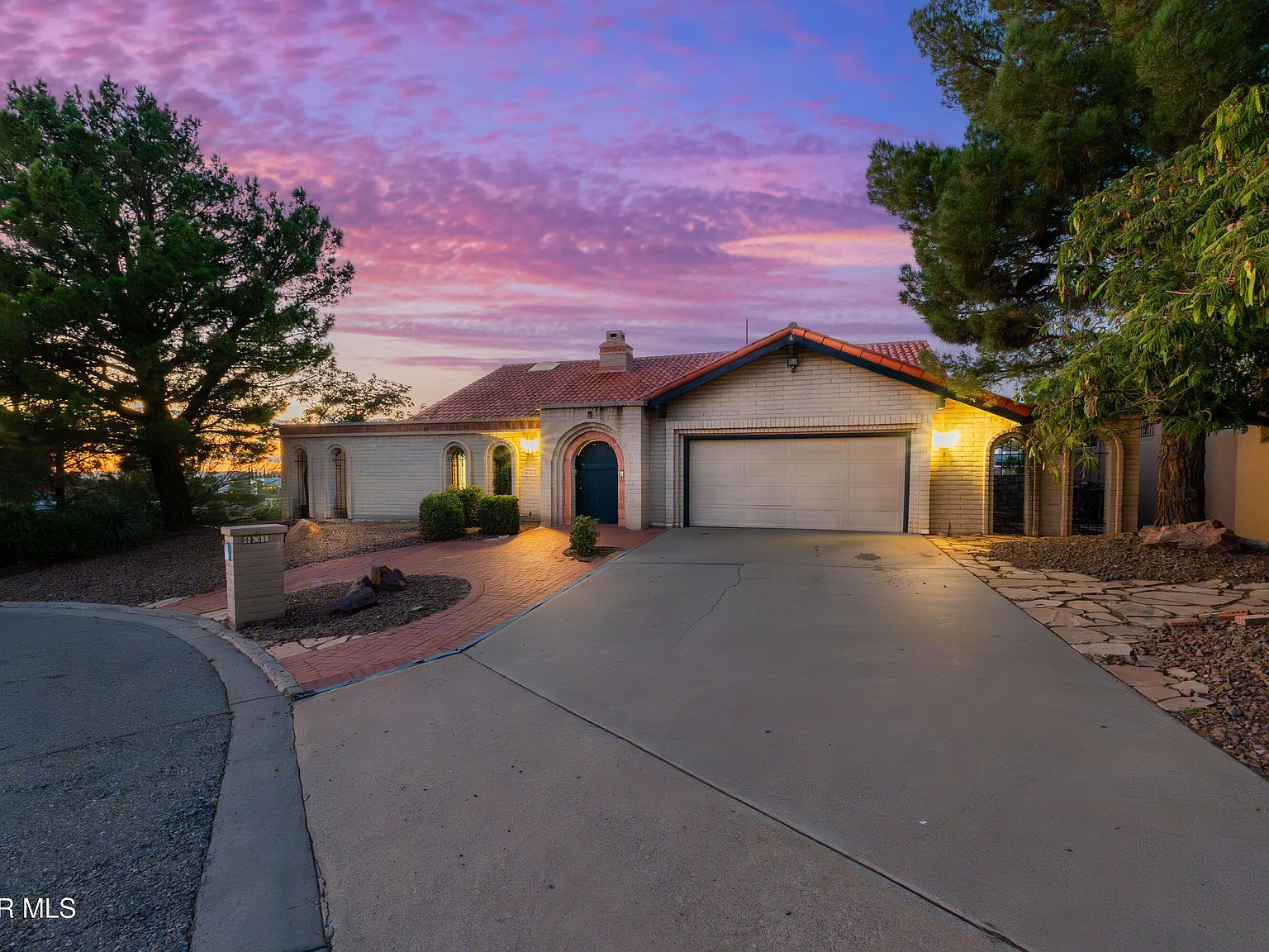 401 Sharondale Dr El Paso, TX 79912 - Thumbnail 3